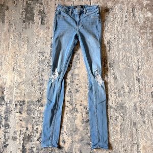 Hollister Women’s Mid-Rise Skinny Jeggings